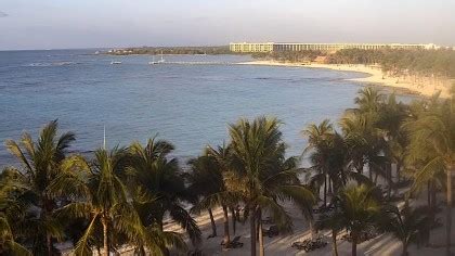 riviera maya webcam|Live Beach Cam Barcelo Maya Grand Resort, Riviera。